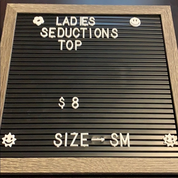 Ladies seductions red off the shoulder top. - Picture 2 of 7